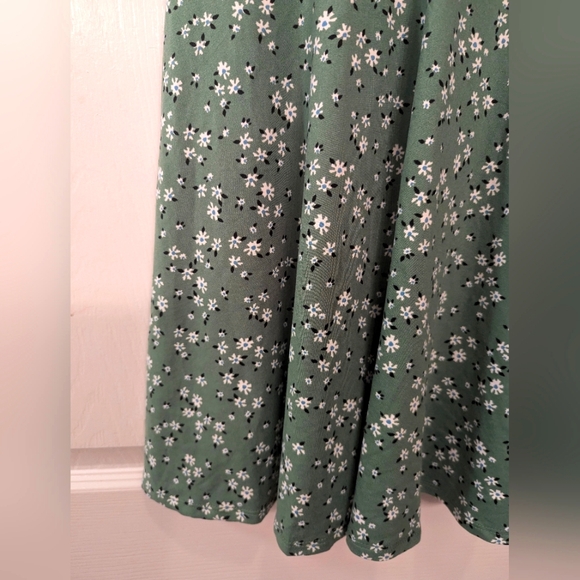 NWT Nine Britton Desiree Strappy green Floral Sleeveless Mini short Dress XSP - Picture 8 of 14